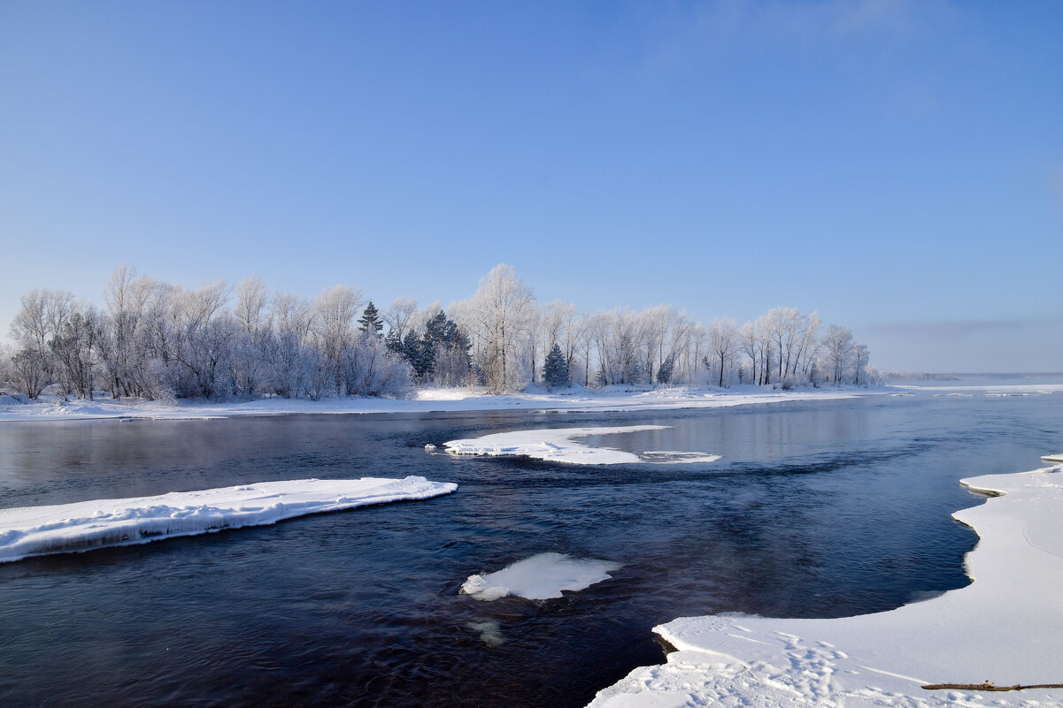 Зимняя протока Енисея - Владимир Звягин