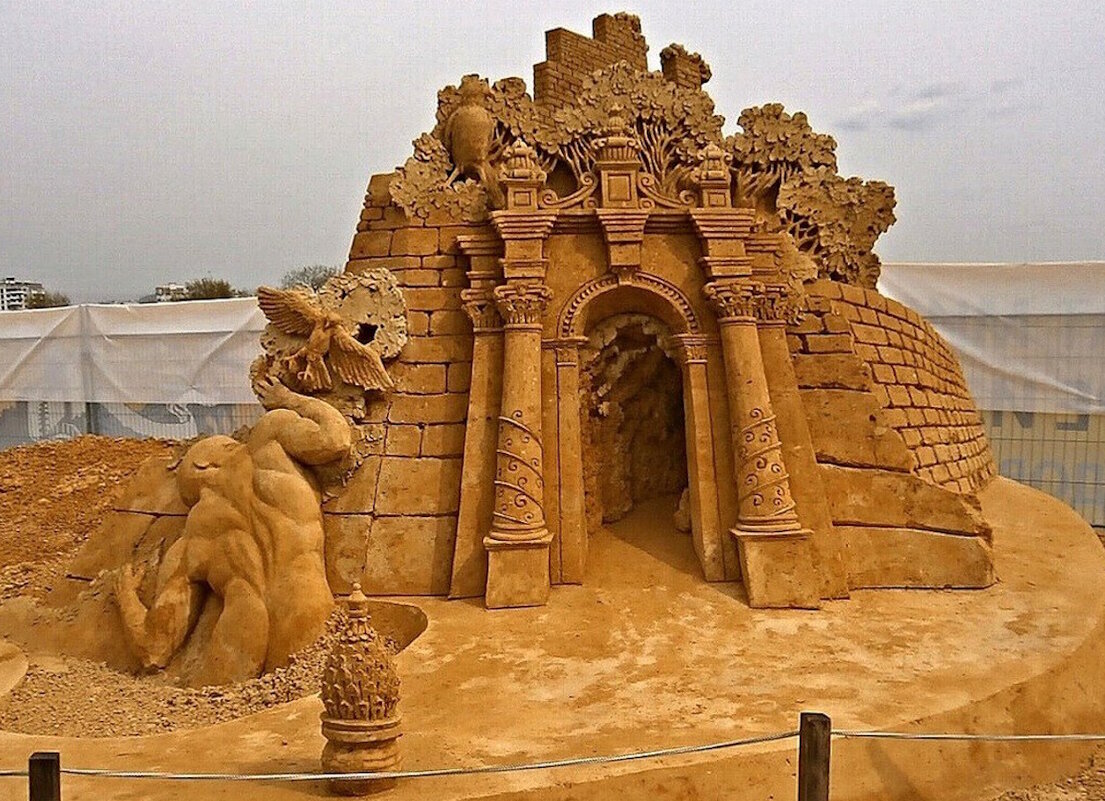 Победители чемпионата  мира по скульптуре из песка  в Москве.  2013 год. - Ольга Довженко