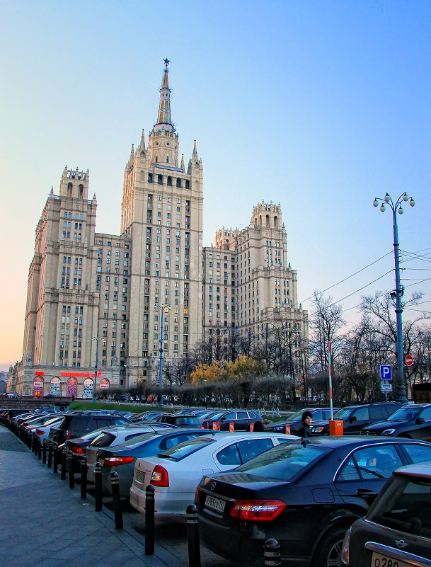 Высотка - Марина Назарова