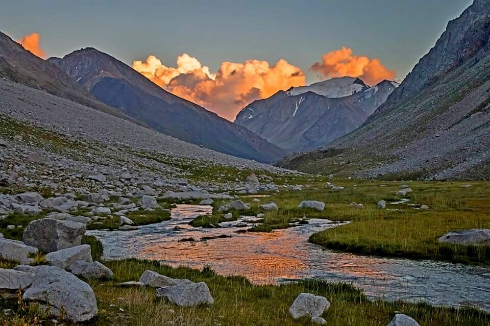 ГОРНАЯ ПРОГУЛКА. - Виктор Осипчук ГОРНАЯ ПРОГУЛКА. - Виктор Осипчук