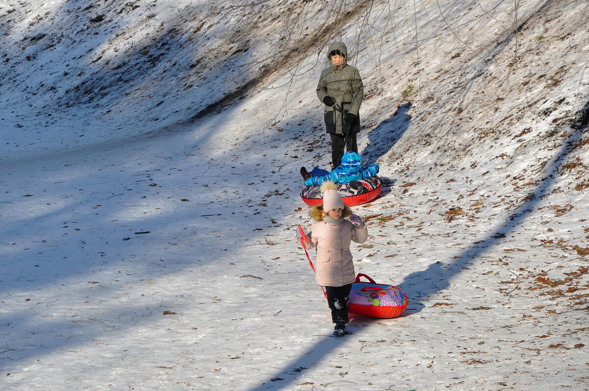 Дети на горке. Февраль. - Татьяна Машошина
