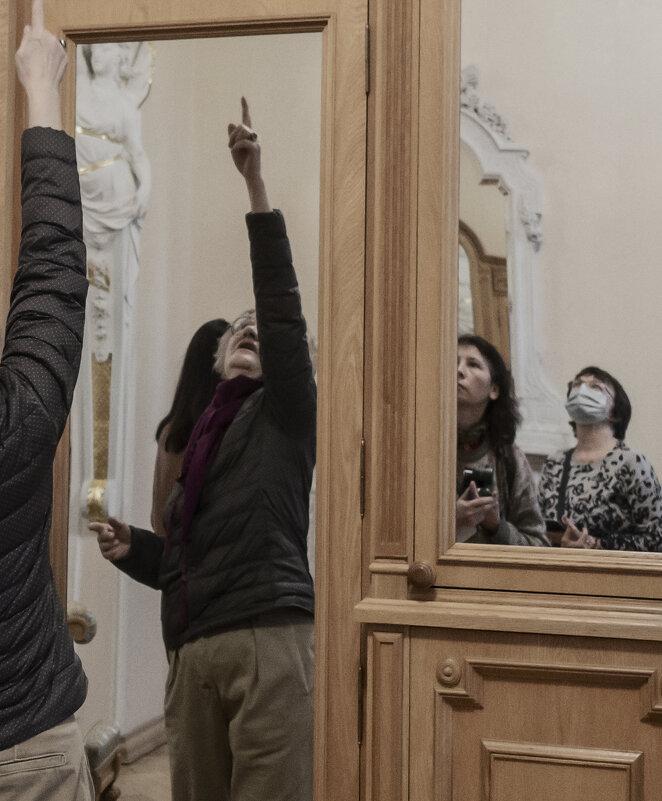 *** - Александр Русинов