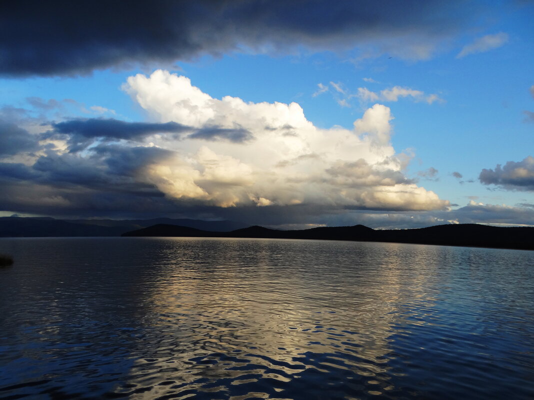 Облачка над Байкалом - svk *