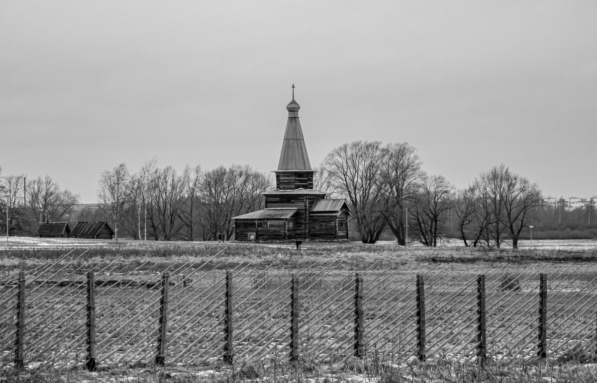 деревянная Церковь - Олег Фролов