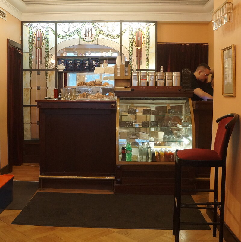 в кафе Театрального музея - zavitok *