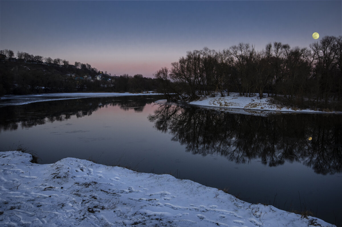 ... при Лунном свете - Евгений ... при Лунном свете - Евгений