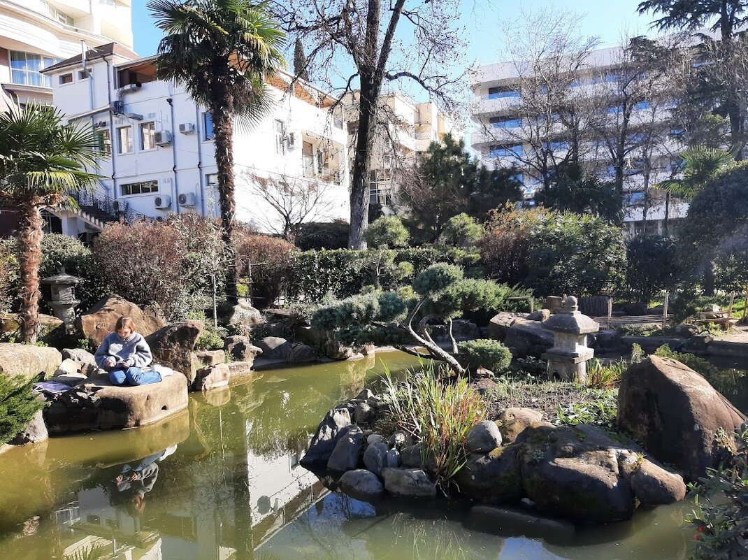 Сквер  Японской дружбы - Tata Wolf