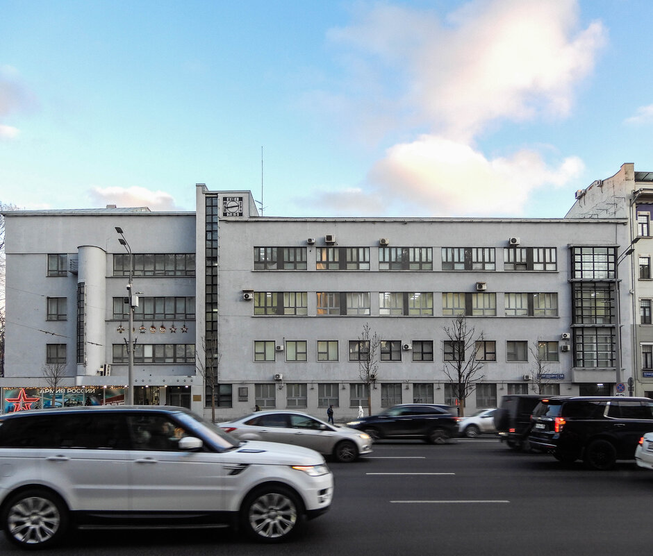 Здание Военно-политической академии им. Ленина - Сергей Лындин Здание Военно-политической академии им. Ленина - Сергей Лындин