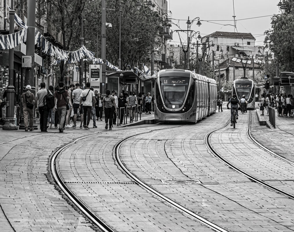 Пешком и на трамвае - Eugene * Пешком и на трамвае - Eugene *