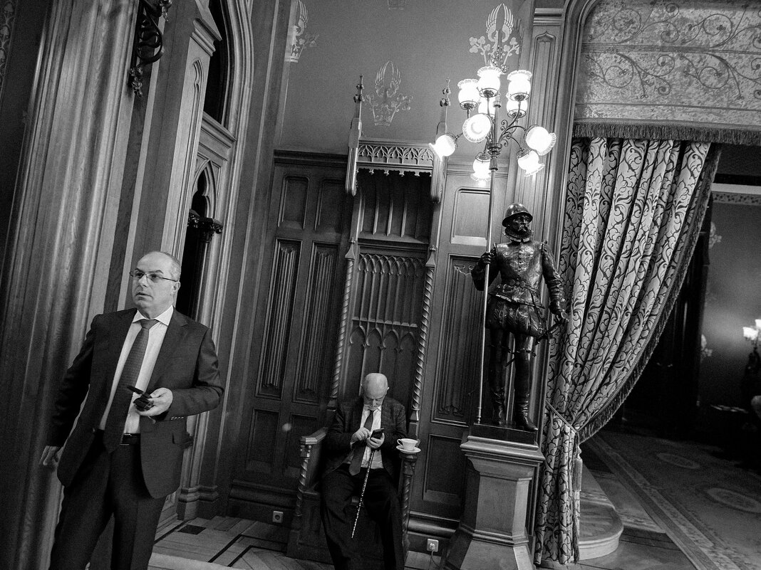 В ожидании С.Лаврова - Сергей Золотавин