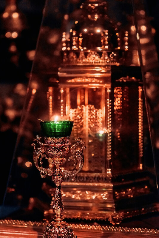 Престол в Алтаре - Pasha Zhidkov