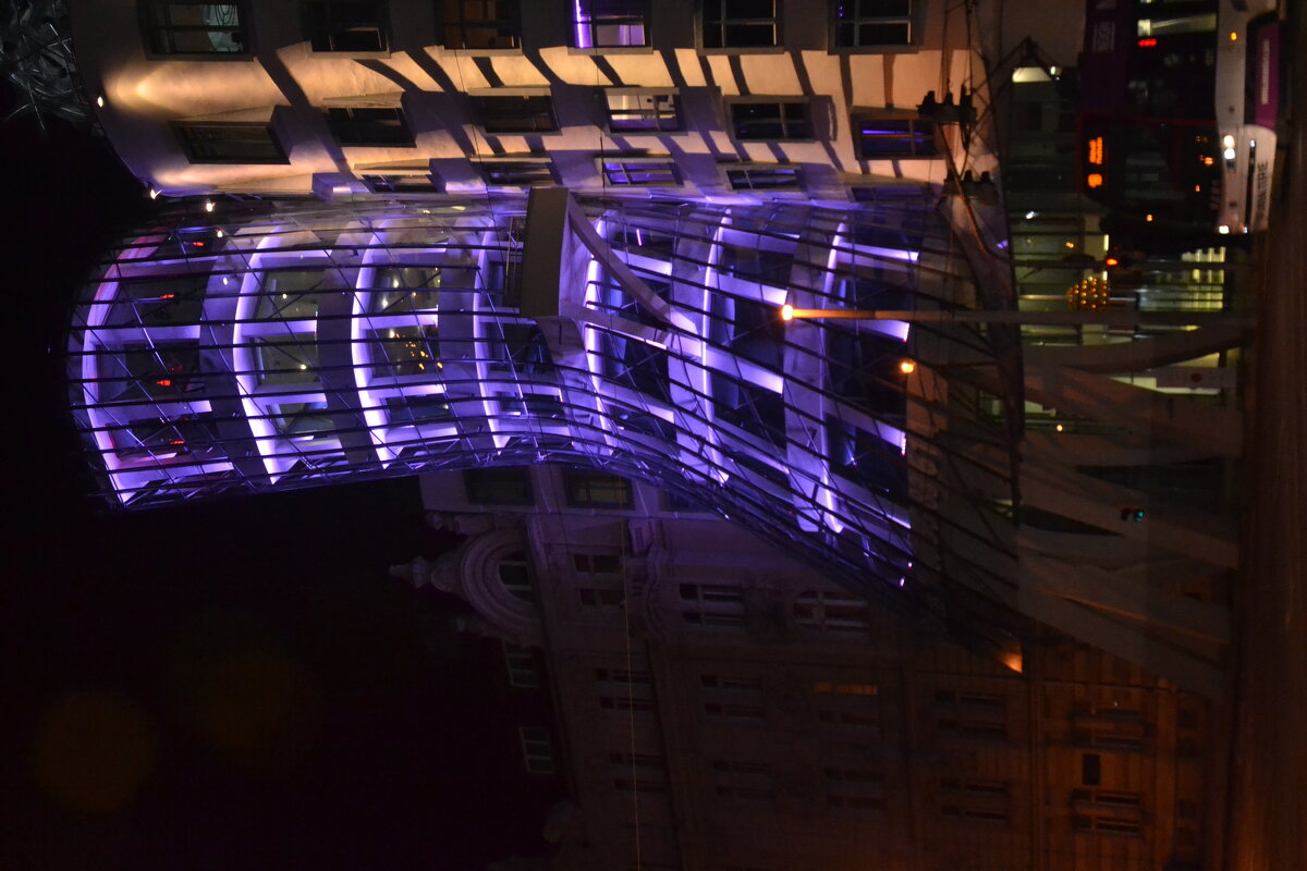 Танцующий дом в Праге. - Надежда Танцующий дом в Праге. - Надежда