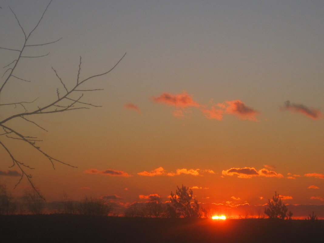 Солнышко заходит - Елена Семигина Солнышко заходит - Елена Семигина
