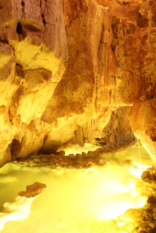 В пещере - Ольга В пещере - Ольга