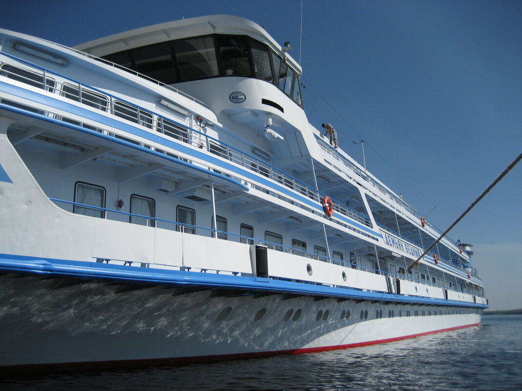 В речпорту - Anna Ivanova