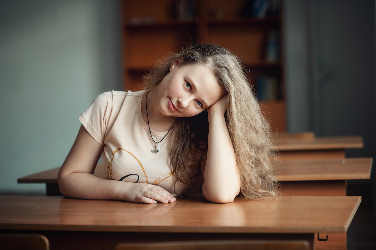 Глаза, как небо, голубые, улыбка, локоны льняные, движенья, голос, лёгкий стан... - Лилия . Глаза, как небо, голубые, улыбка, локоны льняные, движенья, голос, лёгкий стан... - Лилия .