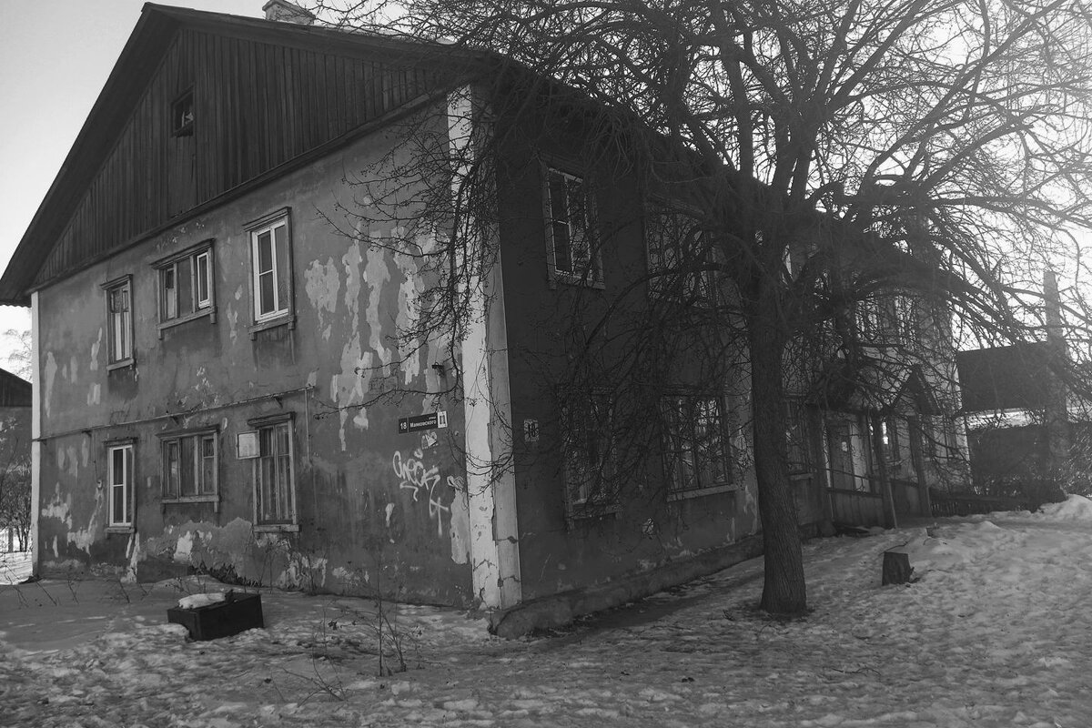 Действующий барак. - Игорь Солдаткин