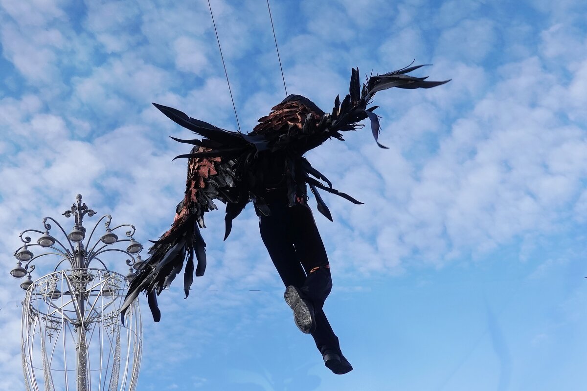 - А если врагов налетит воронье, их снова Отечество встретит мое - О.Газманов. - Татьяна Помогалова - А если врагов налетит воронье, их снова Отечество встретит мое - О.Газманов. - Татьяна Помогалова