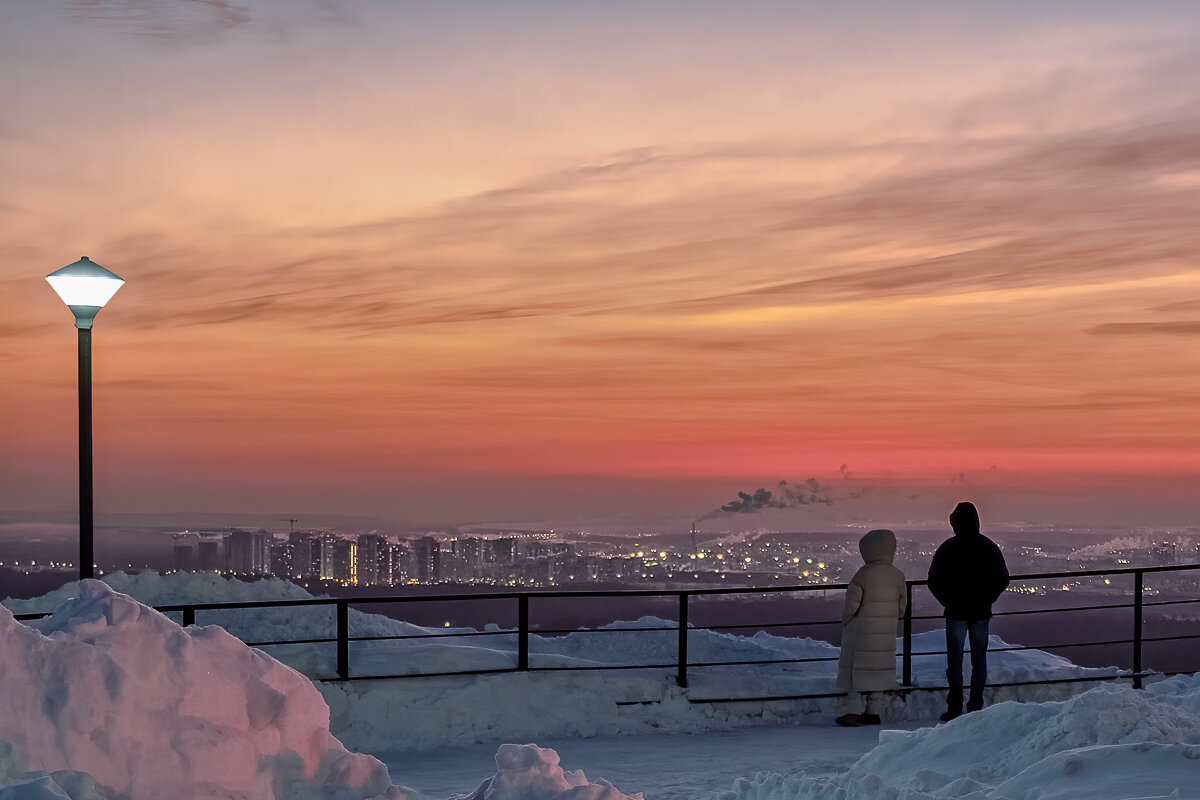 "Мне сверху видно все..." - Сергей Шатохин "Мне сверху видно все..." - Сергей Шатохин