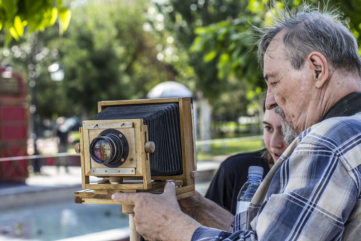 Фотохудожник, камеростроитель, экспериментатор, новатор, энтузиаст и просто хороший мужик Фёдор - Коля Лукашов