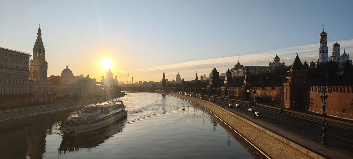 Кремль - <<< Наташа >>> Кремль - <<< Наташа >>>