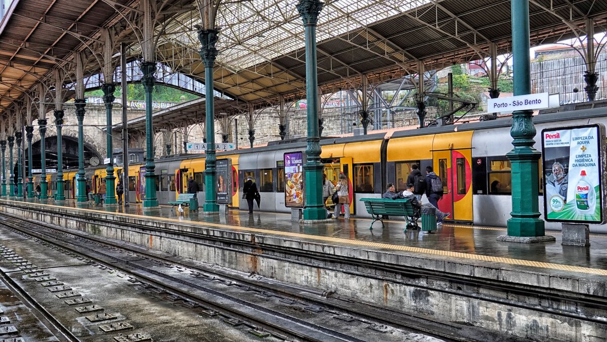 На вокзале в Порту - Elena Ророva На вокзале в Порту - Elena Ророva