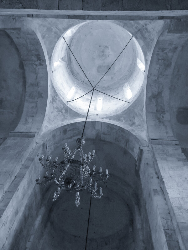 Интерьер Спасо-Преображенского собора 1152-1157 - Наталья Rosenwasser Интерьер Спасо-Преображенского собора 1152-1157 - Наталья Rosenwasser