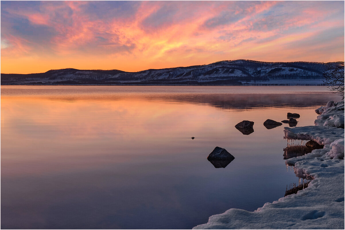 *** - Алексей Мезенцев
