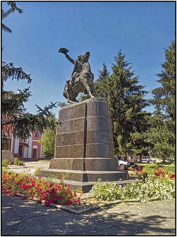 Памятник  Суворову - ujgcvbif 