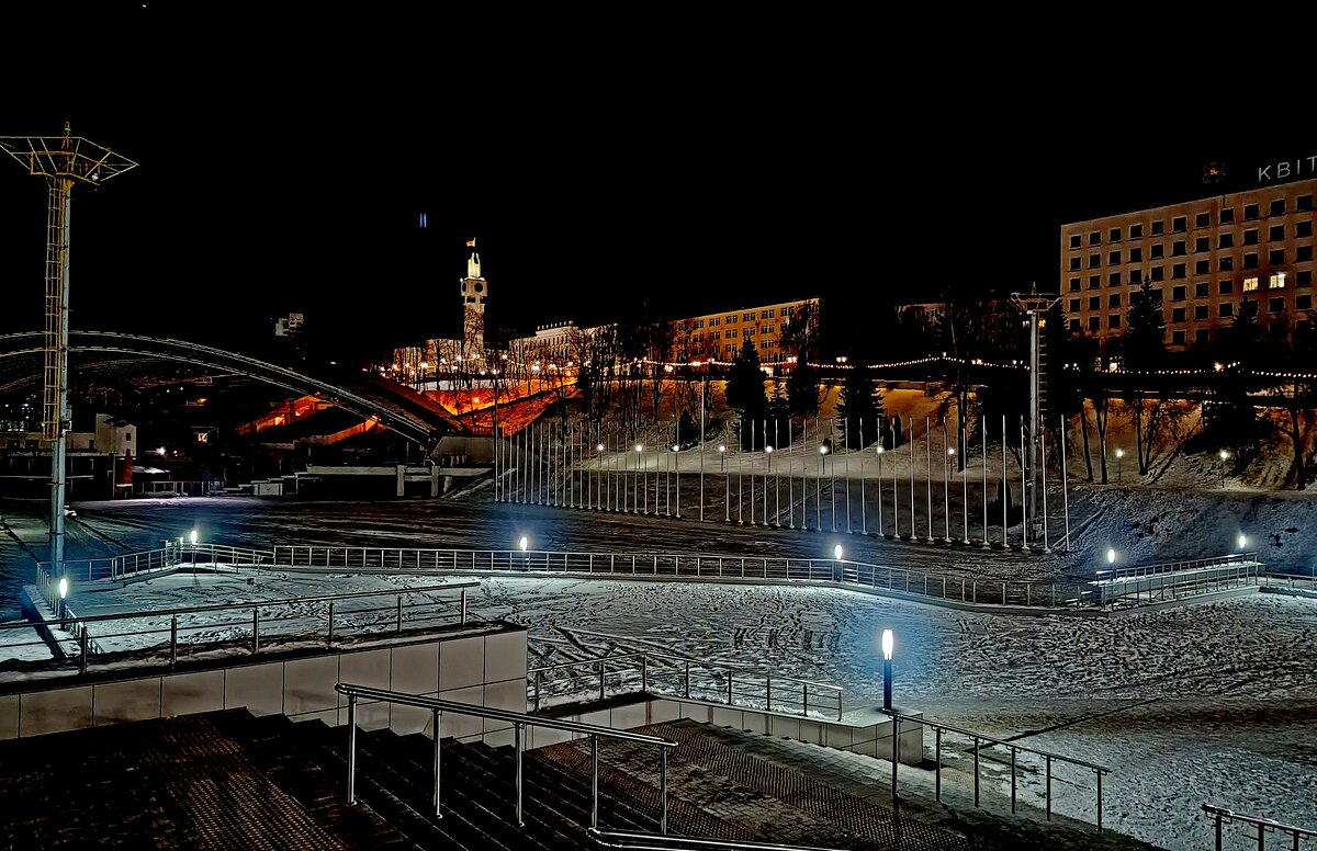 Город просыпается... - Vladimir Semenchukov Город просыпается... - Vladimir Semenchukov