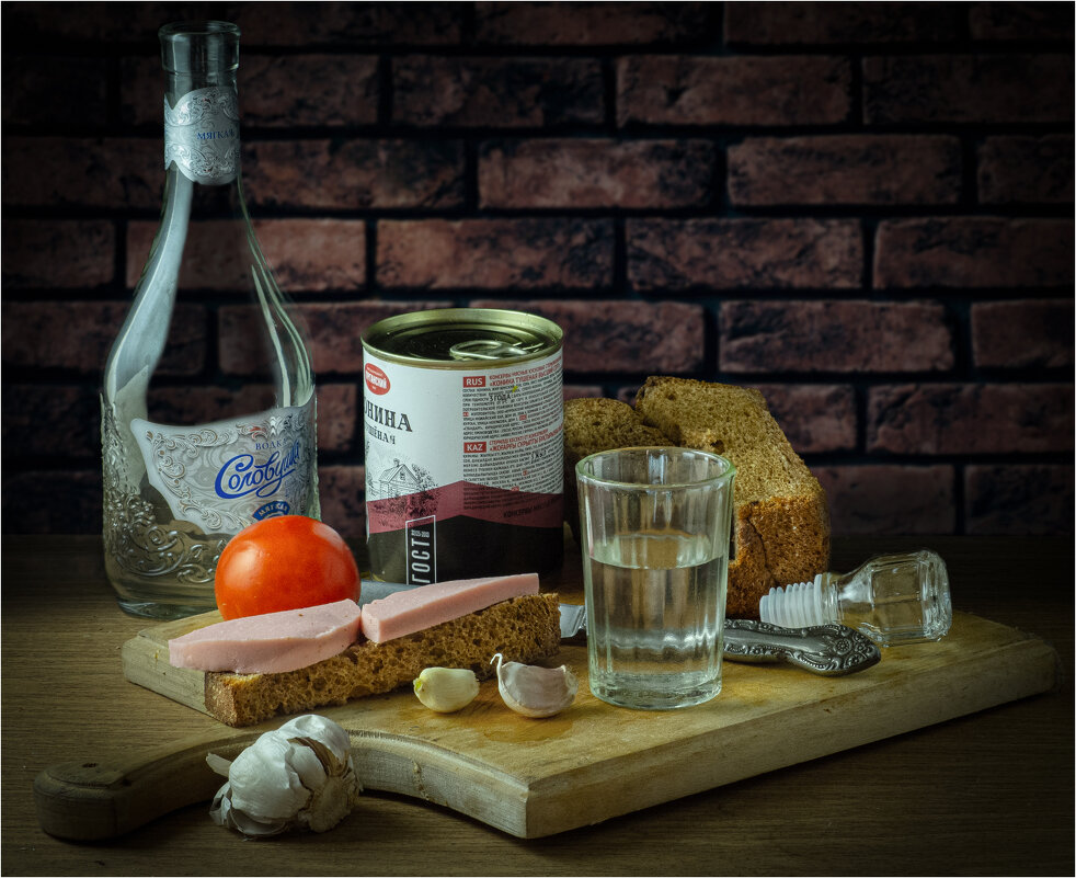 **** - Алексей Мезенцев