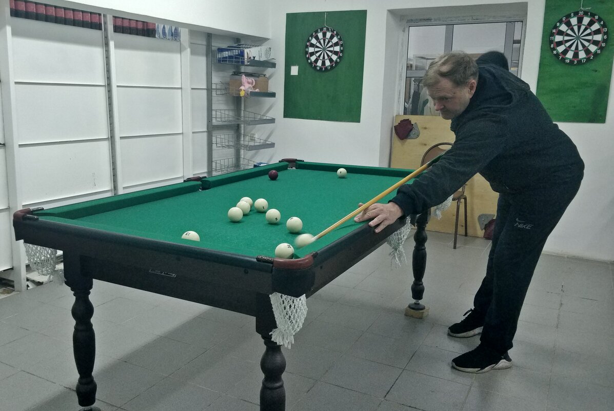 Игра. - Андрей Хлопонин