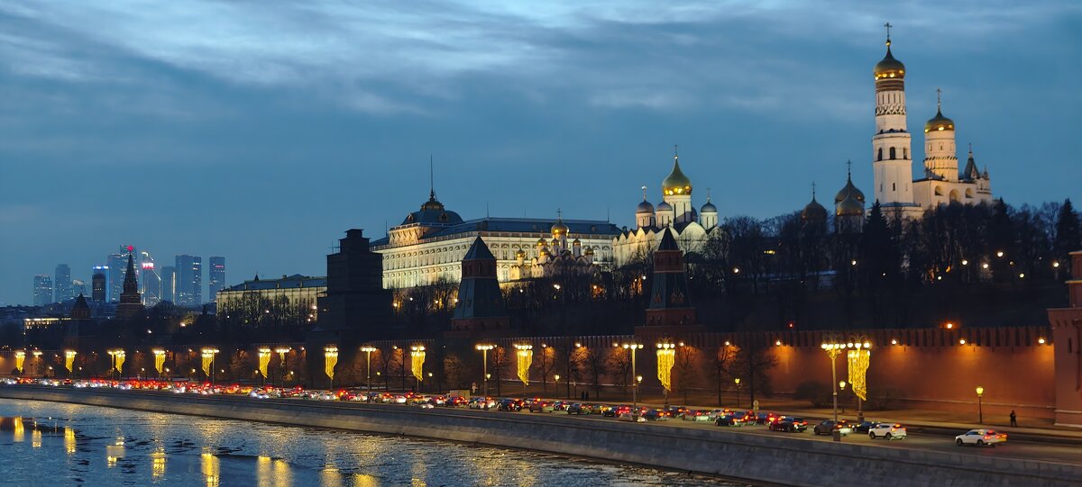 Кремль - <<< Наташа >>>