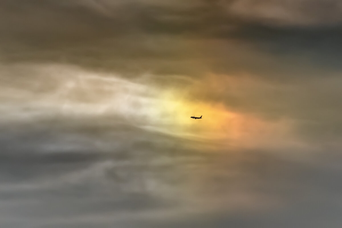 В небе над Питером - Владимир Колесников