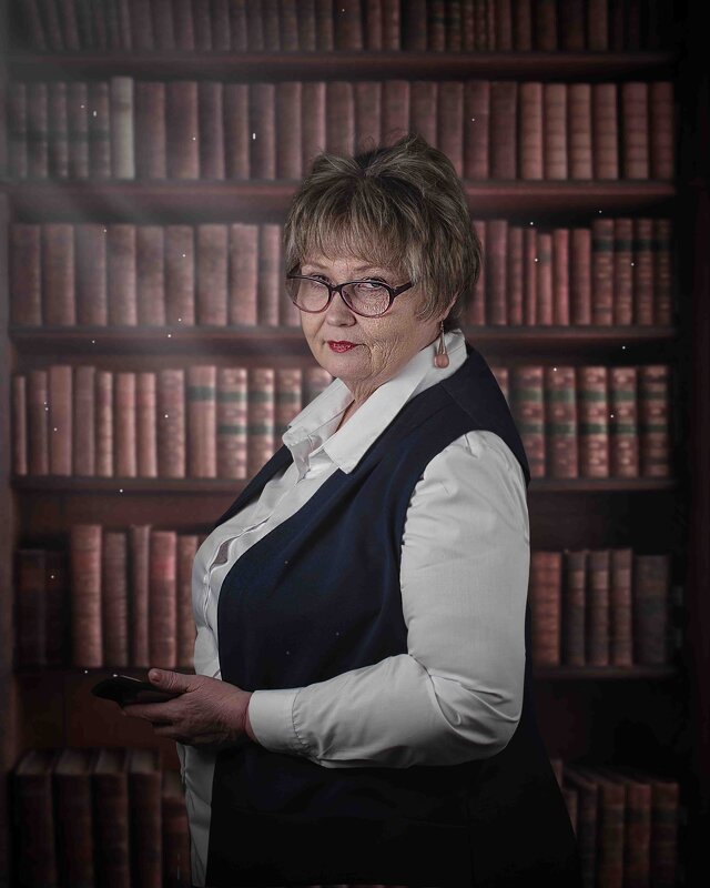 В тиши библиотек... - Анатолий Разгуляев