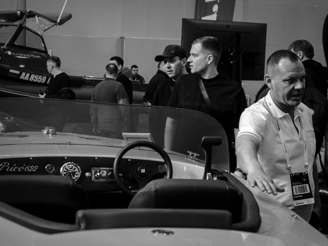 На выставке - Сергей Золотавин На выставке - Сергей Золотавин