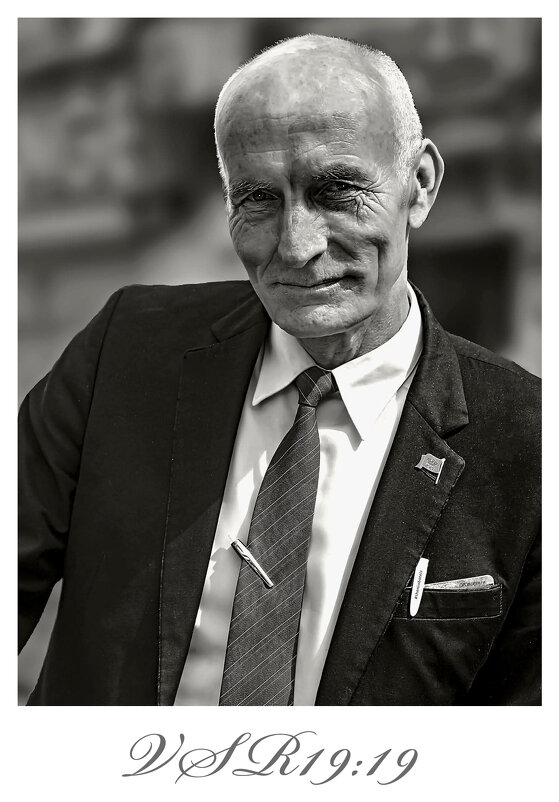 Street portrait - Shmual & Vika Retro