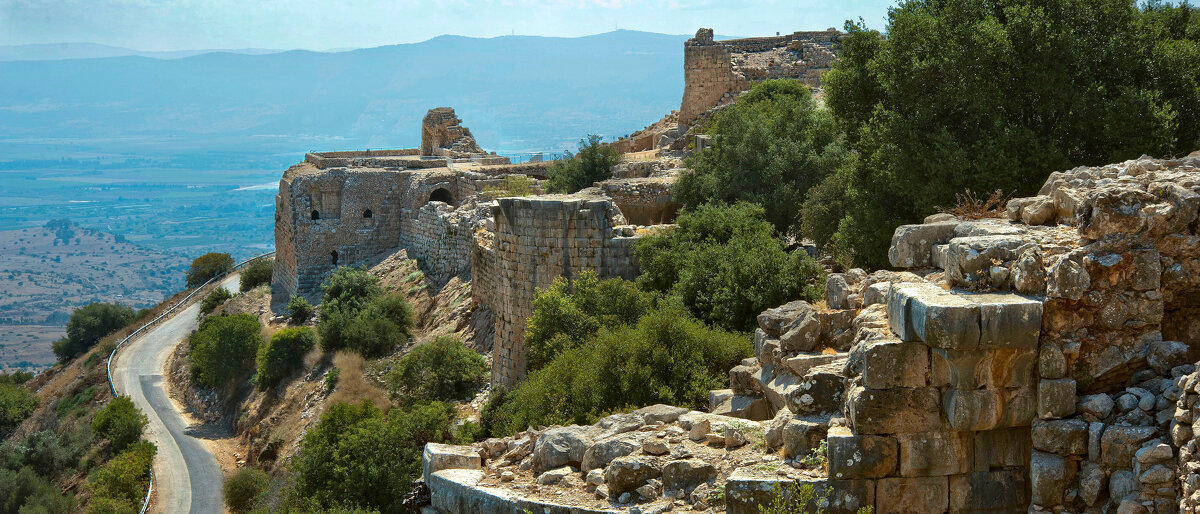 Крепость Нимрод - Эмиль 