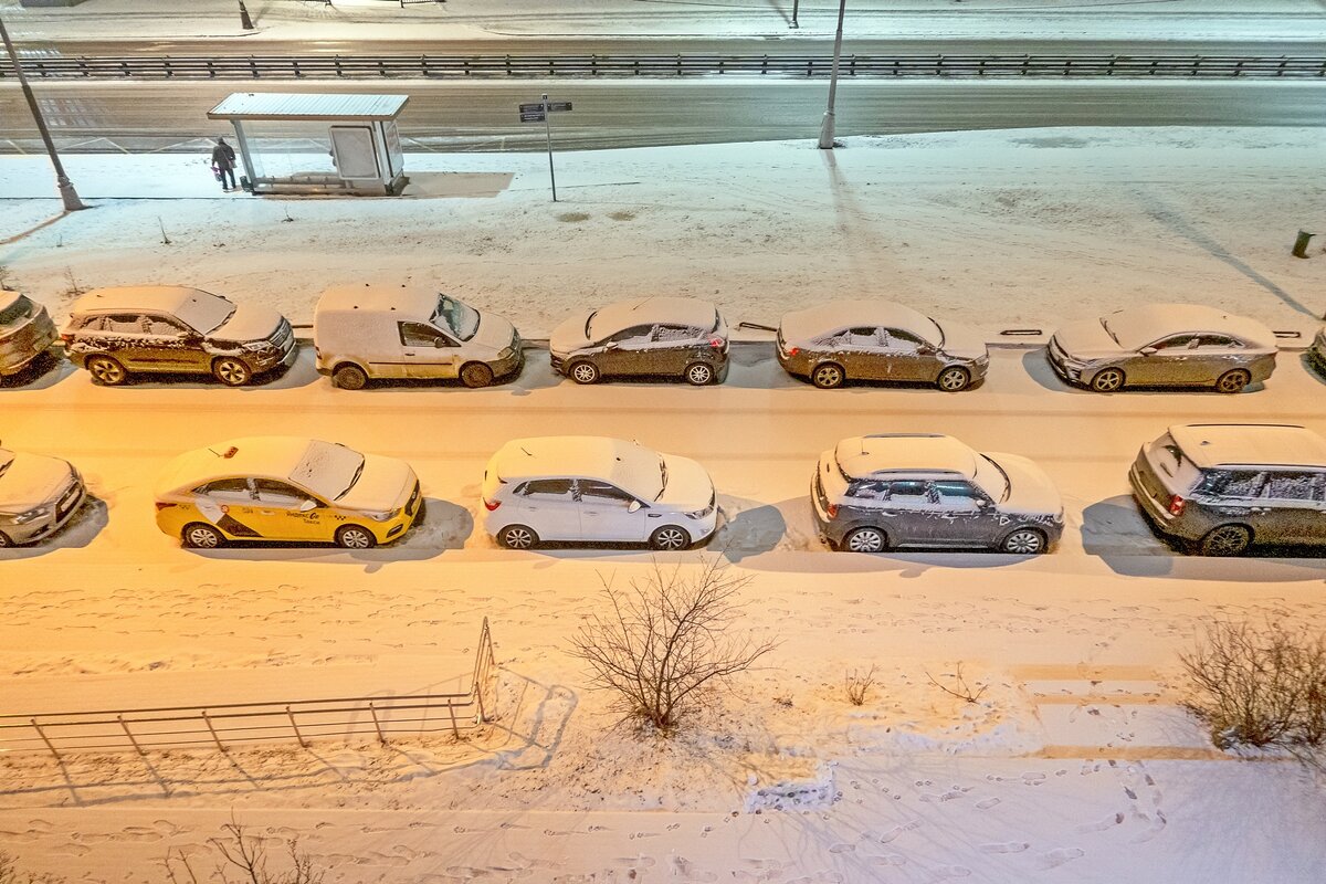 А ночью шёл снег - Валерий Иванович
