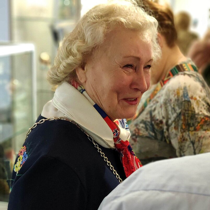 о, я так люблю  выставки - Любовь 