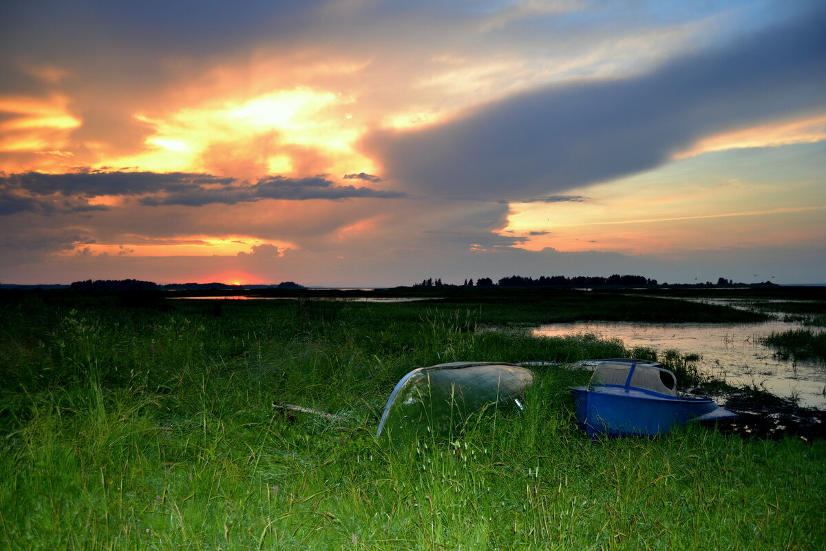 И ГАСНЕТ ДЕНЬ..... - Татьяна Касьяненко
