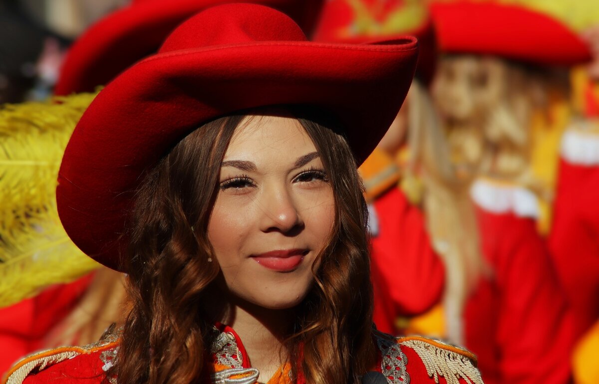 Красавица карнавала - Юрий. Шмаков