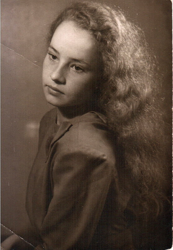 моя мама - студентка Московского историко-архивного института - Андрей Лукьянов