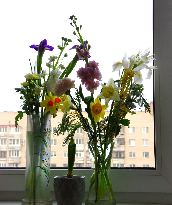 От нас - вам ! - Юрий Куликов От нас - вам ! - Юрий Куликов