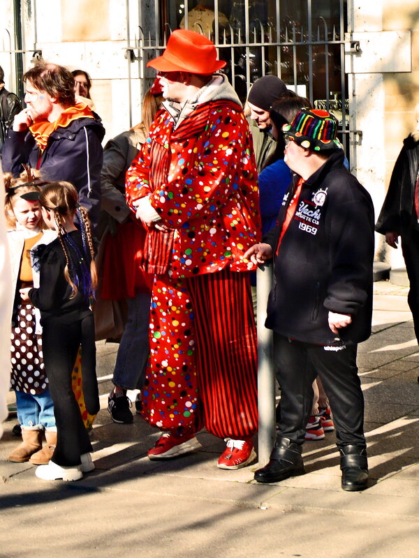 Гости карнавала - 14 - Алексей Кузнецов