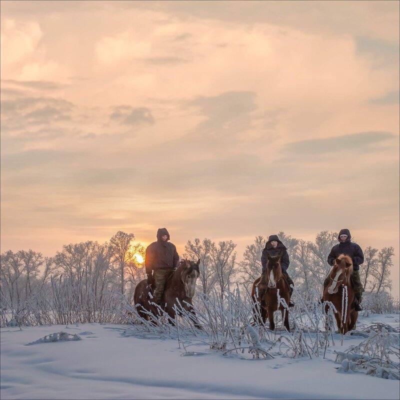 БОГАТЫРИ - Александр Кустов