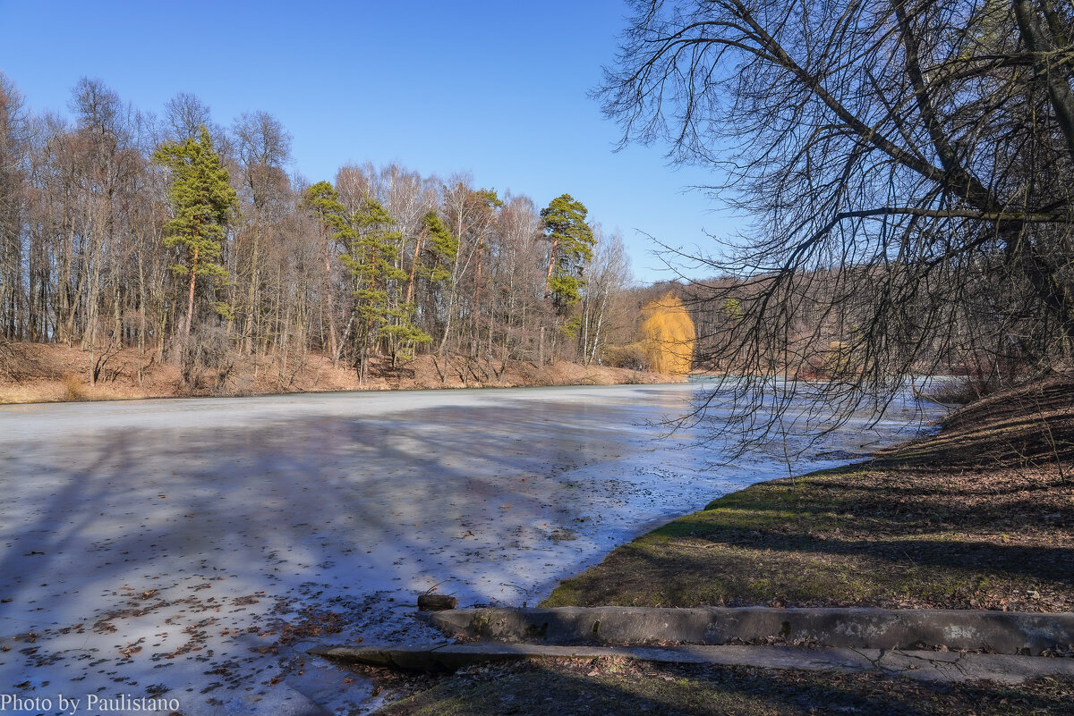 Март в Царицыно... - Владимир Жданов
