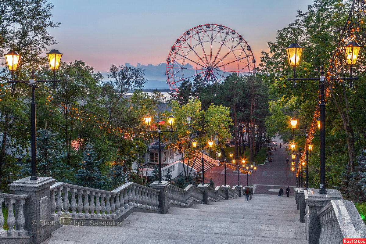 Лестница в городском парке Хабаровска - Игорь Сарапулов Лестница в городском парке Хабаровска - Игорь Сарапулов