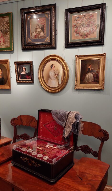 в гардеробной Тургеневой.. (детали) - ИРЭН@ . в гардеробной Тургеневой.. (детали) - ИРЭН@ .