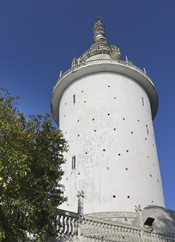 Башня Амбулувава - Галина Ильясова Башня Амбулувава - Галина Ильясова